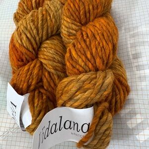 Vidalana Orange and Brown Yarn